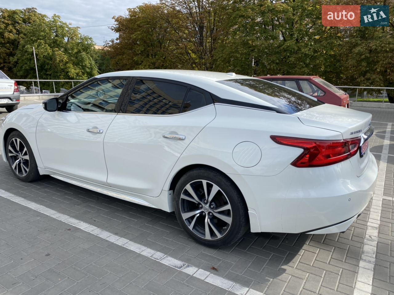2016 Nissan Maxima - мініатюра 15