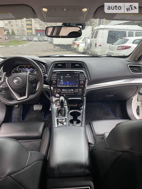 Седан Nissan Maxima 2017 в Киеве фото 4 Седан Nissan Maxima 2017 в Киеве