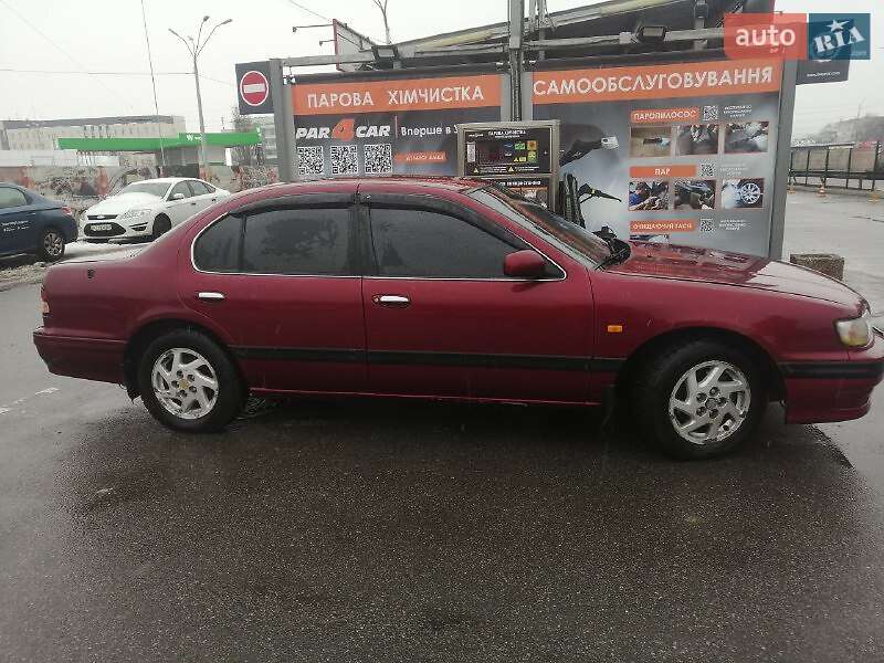 Nissan Maxima 1996