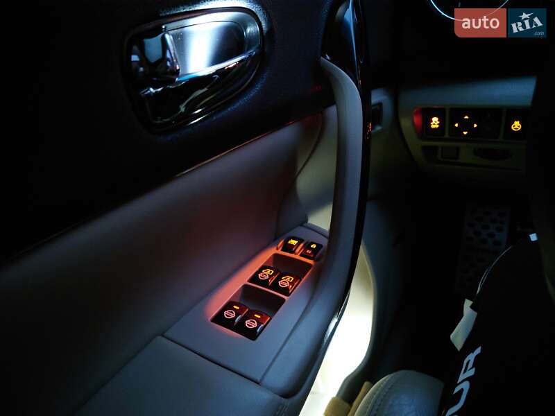 Седан Nissan Maxima 2014 в Полтаві