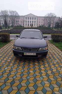 Седан Nissan Maxima 1999 в Одессе