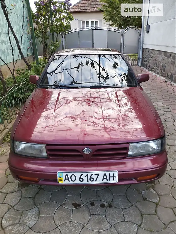 Nissan Maxima 1990