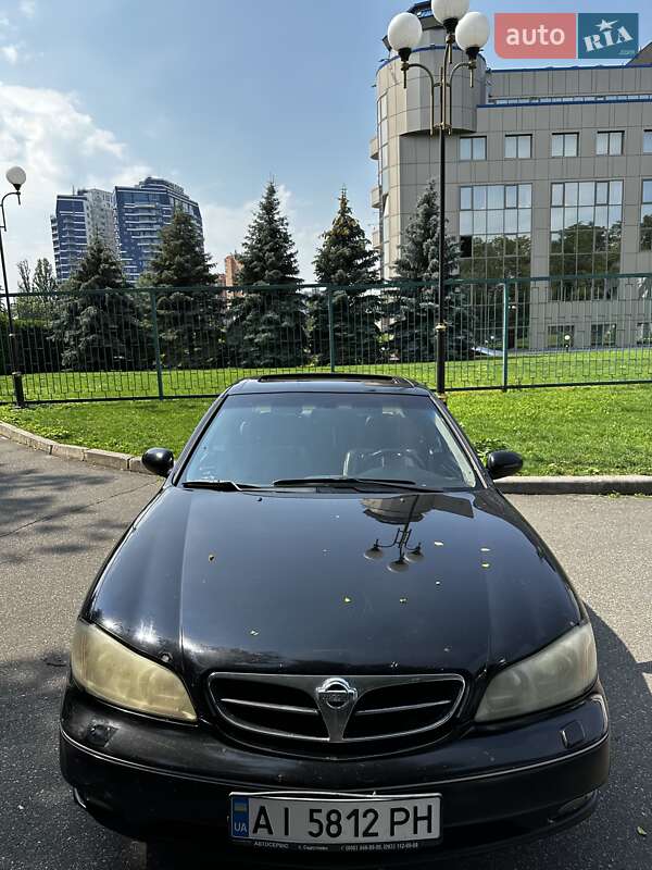 Седан Nissan Maxima 2004 в Киеве