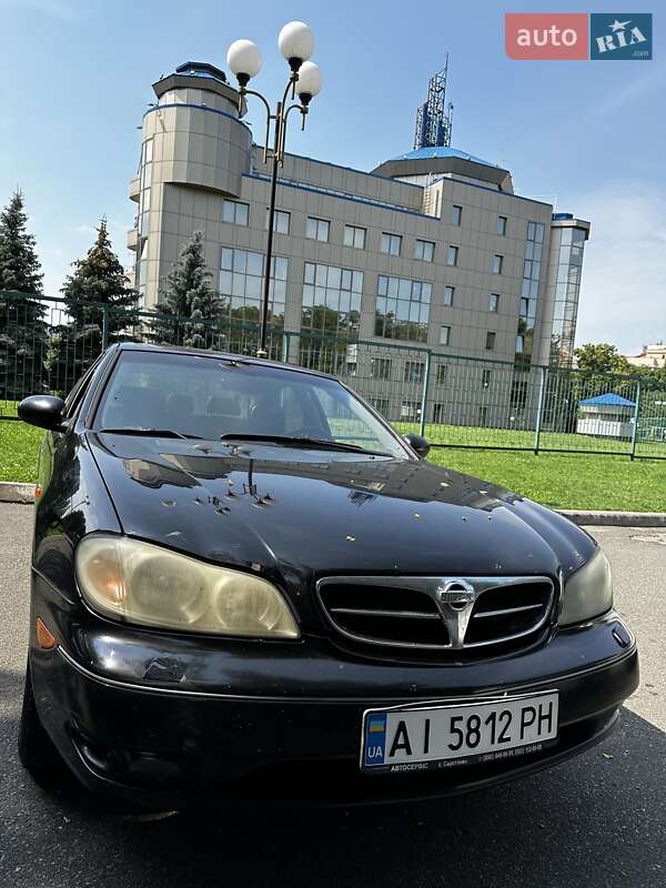 Седан Nissan Maxima 2004 в Киеве