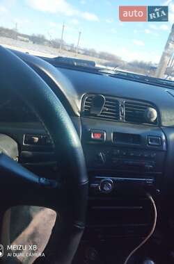 Седан Nissan Maxima 1995 в 