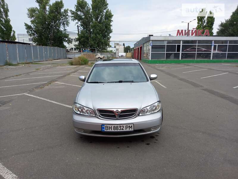 Седан Nissan Maxima 2003 в 