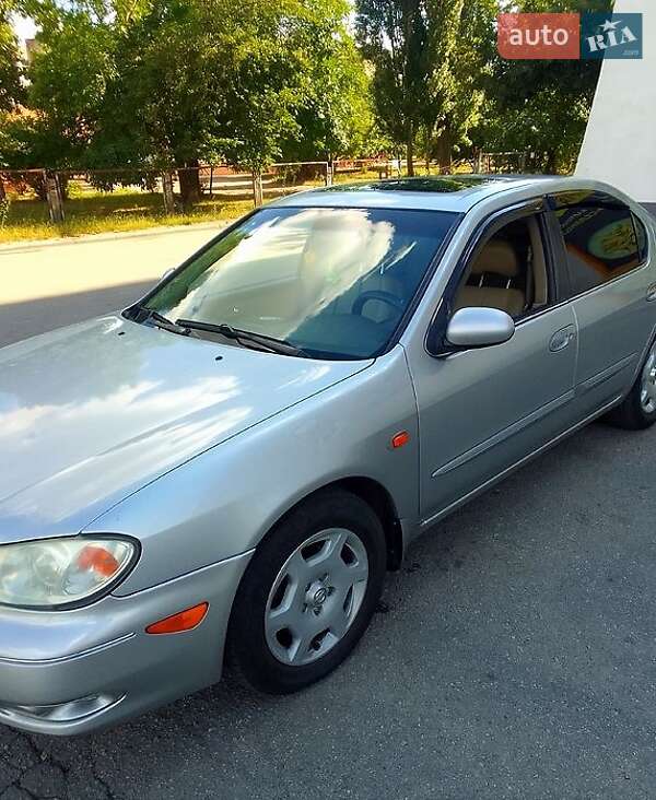 Nissan Maxima 2004