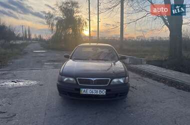 Седан Nissan Maxima 1997 в Днепре