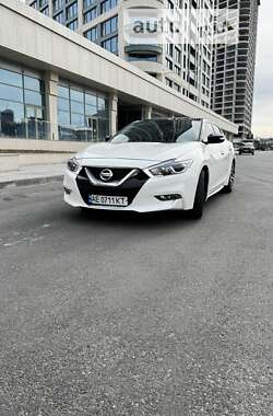 Седан Nissan Maxima 2015 в Днепре