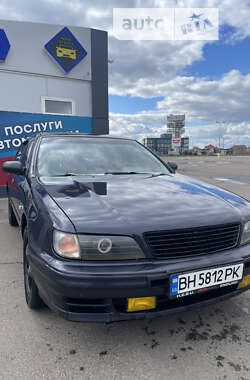 Седан Nissan Maxima 1996 в Одессе
