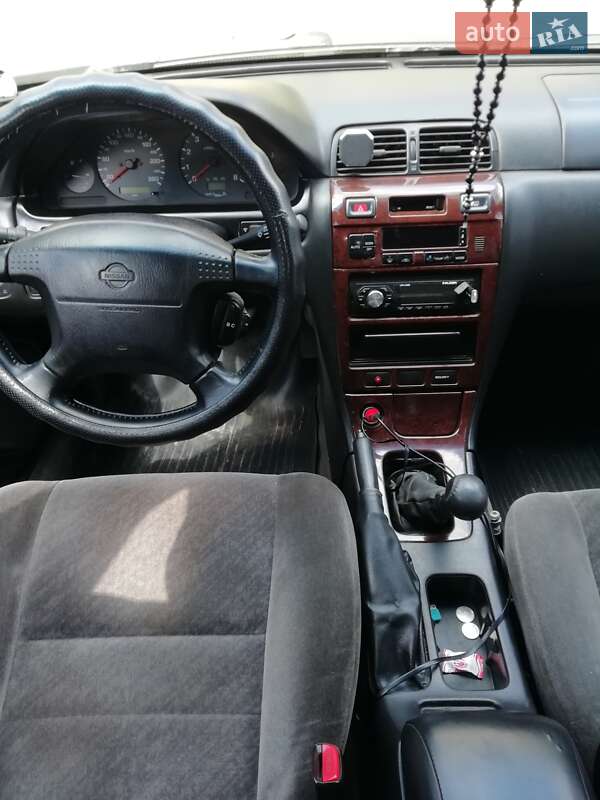 Седан Nissan Maxima 1999 в Киеве фото 5 Седан Nissan Maxima 1999 в Киеве