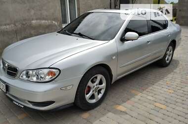 Седан Nissan Maxima 2001 в Первомайську