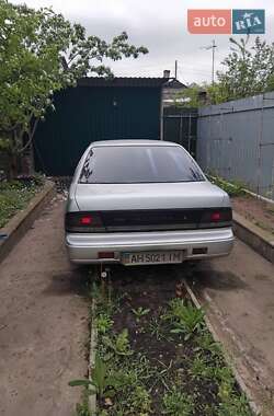 Седан Nissan Maxima 1991 в Славянске