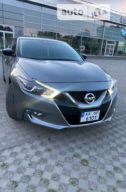 Седан Nissan Maxima 2017 в Павлограде