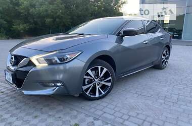 Седан Nissan Maxima 2017 в Павлограде