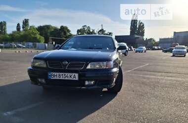 Седан Nissan Maxima 1995 в Одесі