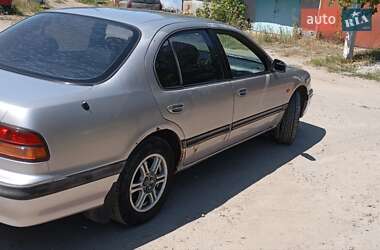 Седан Nissan Maxima 1995 в 