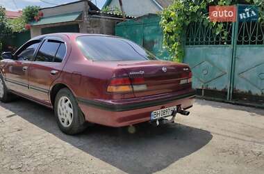 Седан Nissan Maxima 1996 в Одессе
