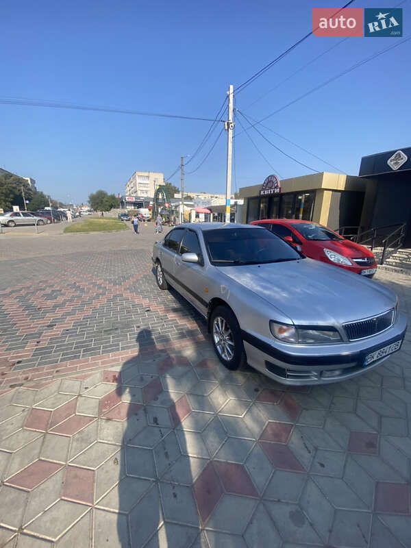 Седан Nissan Maxima 1997 в Здолбунове фото 5 Седан Nissan Maxima 1997 в Здолбунове
