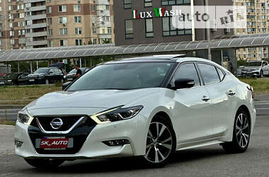 Седан Nissan Maxima 2017 в Киеве