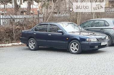 Седан Nissan Maxima 1996 в Одесі