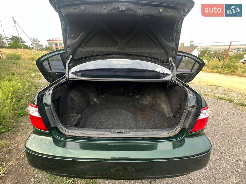 Седан Nissan Maxima 2002 в Ивановке