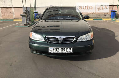 Седан Nissan Maxima 2002 в Киеве