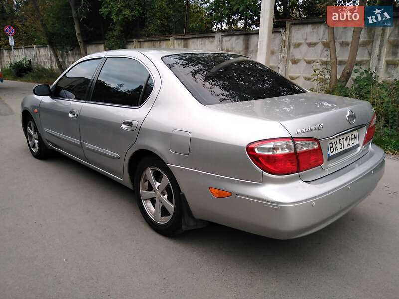 Седан Nissan Maxima 2004 в Хмельницькому