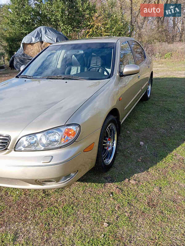 Седан Nissan Maxima 2005 в Чернігові