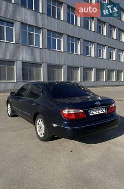 Седан Nissan Maxima 2002 в Днепре