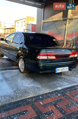 Седан Nissan Maxima 1999 в Рівному