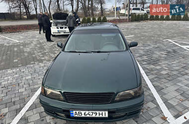 Седан Nissan Maxima 1998 в Виннице