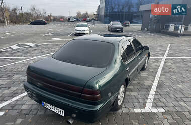 Седан Nissan Maxima 1998 в Виннице