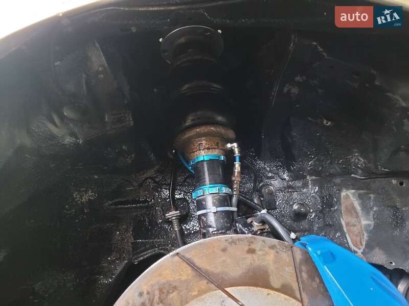 Седан Nissan Maxima 1997 в Одессе