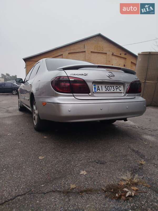 Седан Nissan Maxima 2002 в Киеве