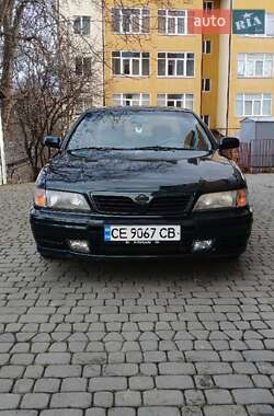 Седан Nissan Maxima 1996 в Черновцах