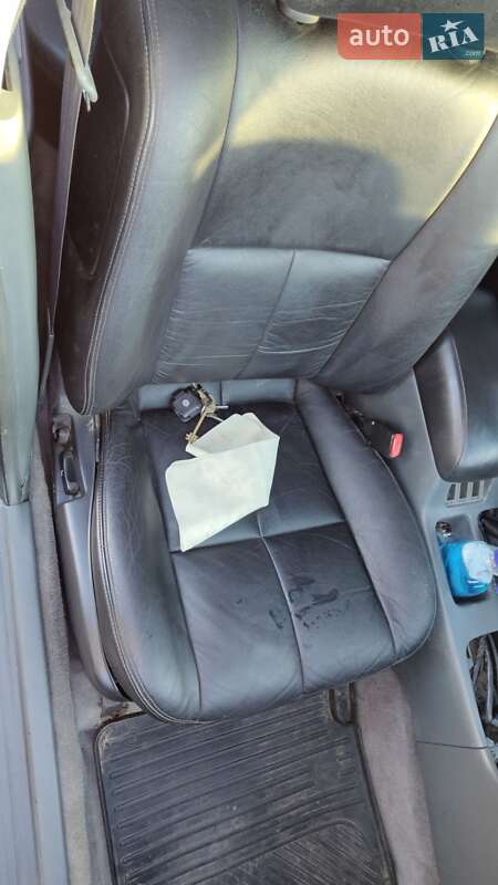 Седан Nissan Maxima 1997 в Николаеве