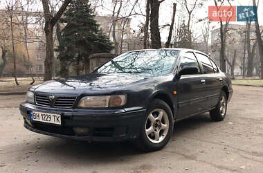 Седан Nissan Maxima 1996 в Кривому Розі