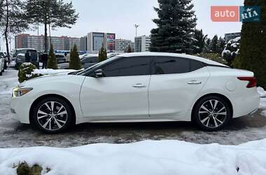 Седан Nissan Maxima 2017 в Львові