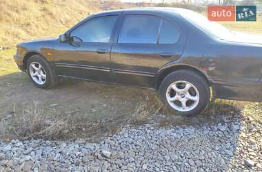 Седан Nissan Maxima 1995 в 