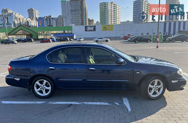 Седан Nissan Maxima 2000 в 
