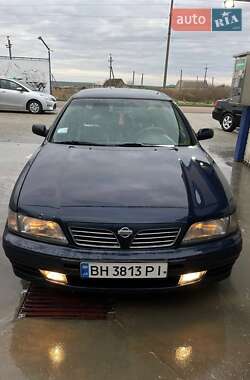 Седан Nissan Maxima 1995 в Одесі