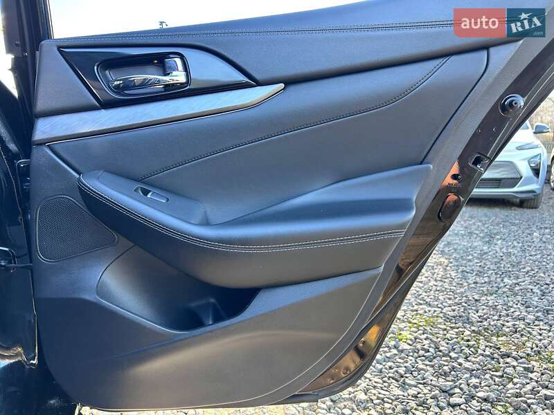 Седан Nissan Maxima 2017 в Одесі