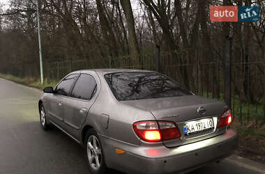 Седан Nissan Maxima 2002 в 