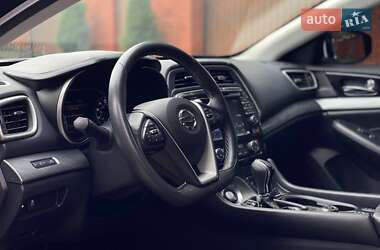 Седан Nissan Maxima 2016 в 