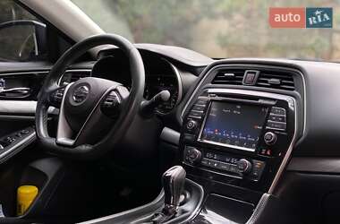 Седан Nissan Maxima 2016 в 
