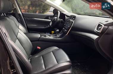 Седан Nissan Maxima 2016 в 