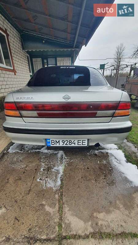 Седан Nissan Maxima 1996 в Верхней Сыроватке