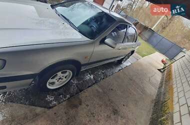 Седан Nissan Maxima 1996 в 