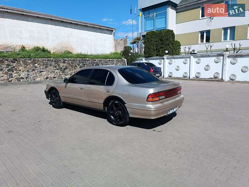 Седан Nissan Maxima 1995 в Ровно фото 9 Седан Nissan Maxima 1995 в Ровно
